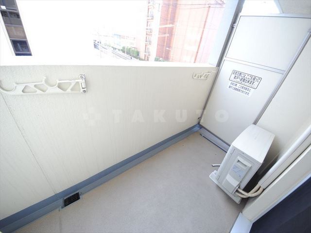 13/20 バルコニー