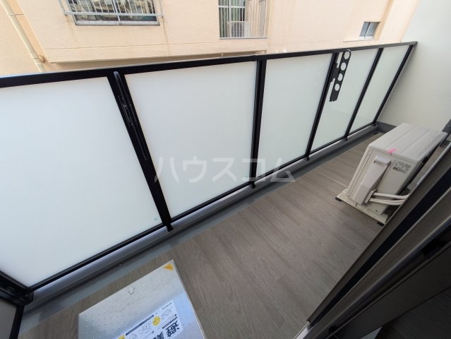 15/28 バルコニー