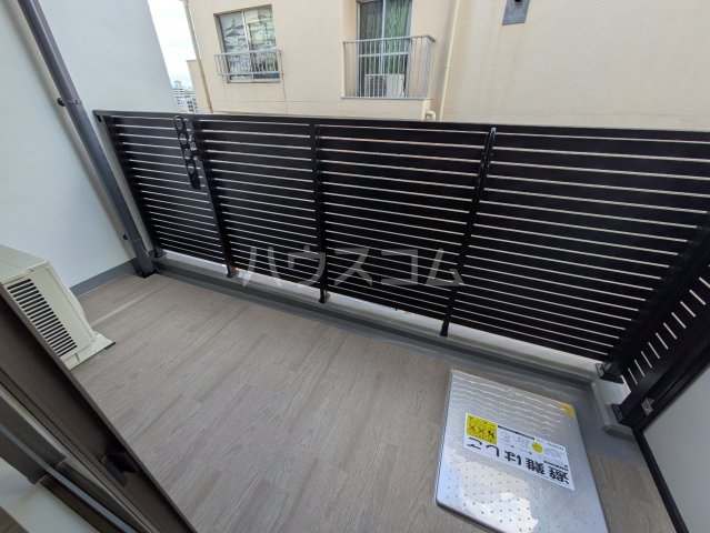 15/28 バルコニー
