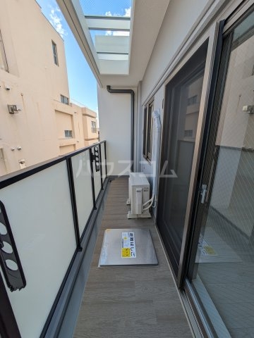 20/30 バルコニー