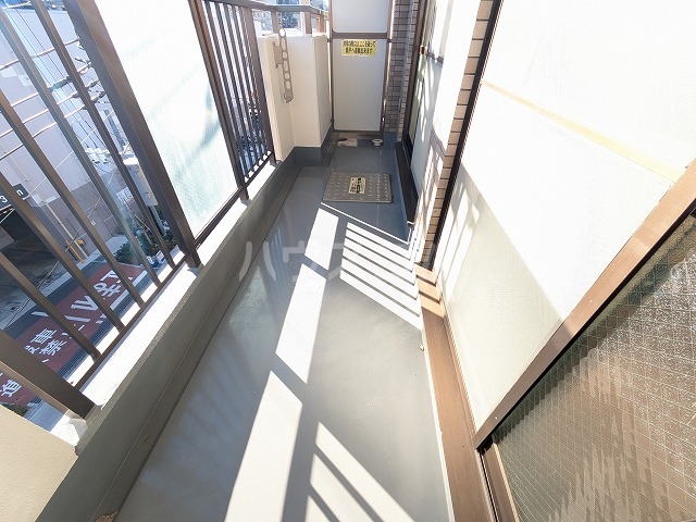 20/30 バルコニー