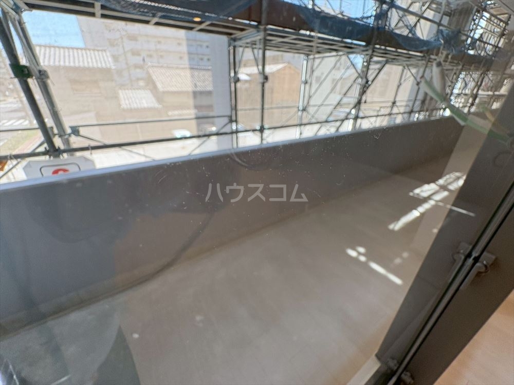 20/30 バルコニー