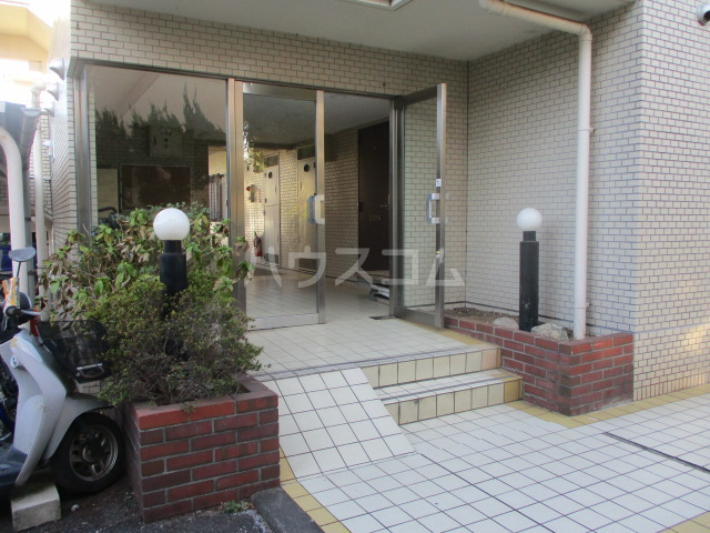 29/30 エントランス