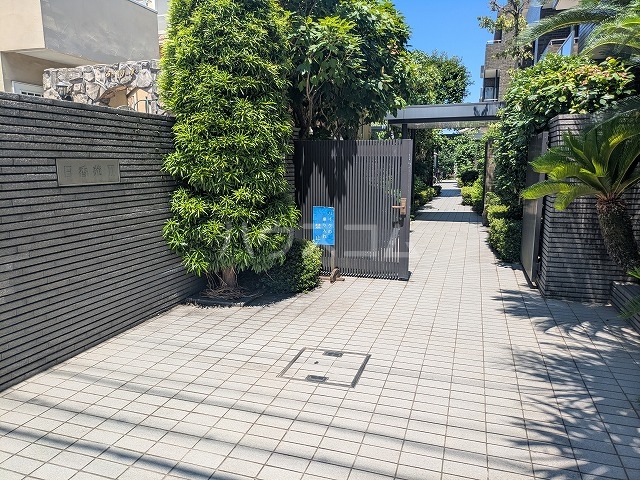 3/5 エントランス