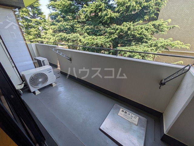 20/30 バルコニー