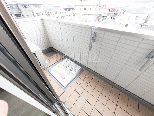 23/30 バルコニー