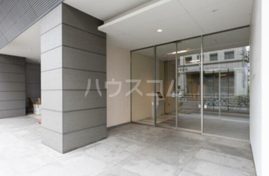 20/22 エントランス