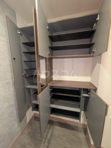 29/30 エントランス