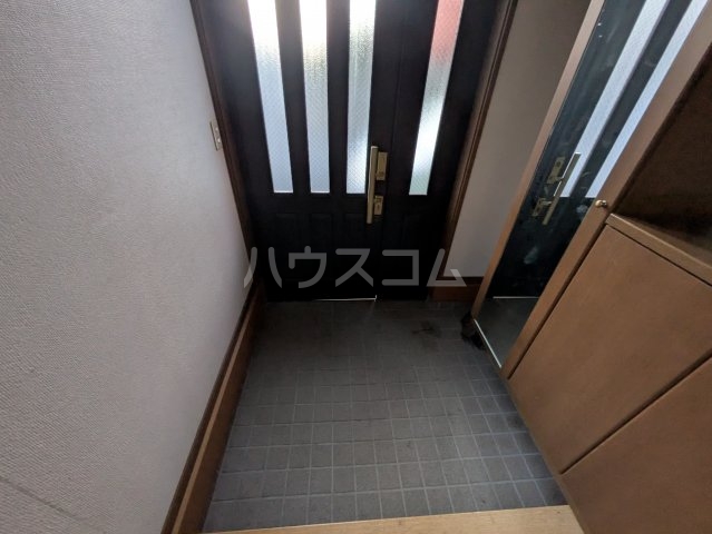 14/30 玄関