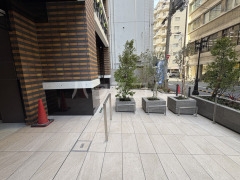 13/23 エントランス