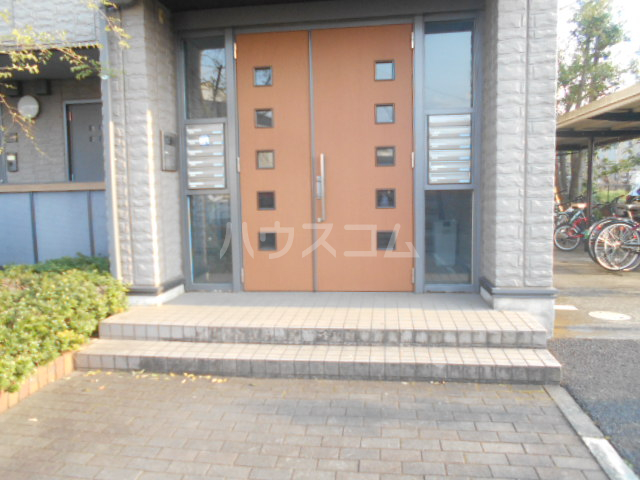 21/29 エントランス