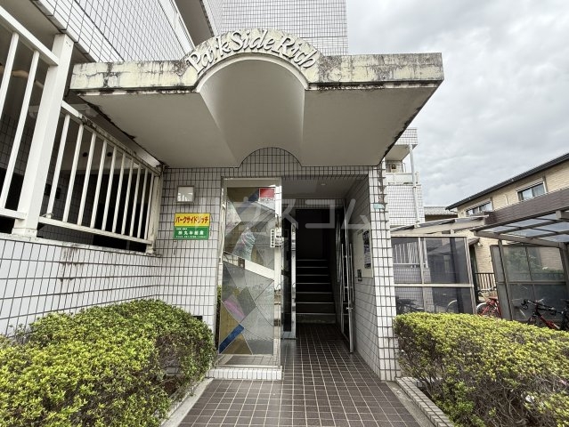 3/5 エントランス