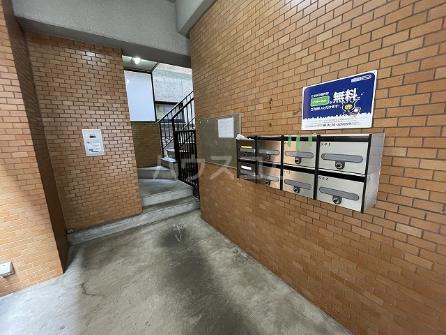 21/24 エントランス