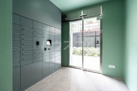 16/26 エントランス