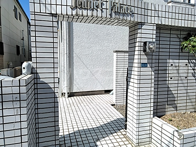 29/30 エントランス