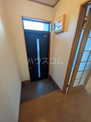 13/30 玄関