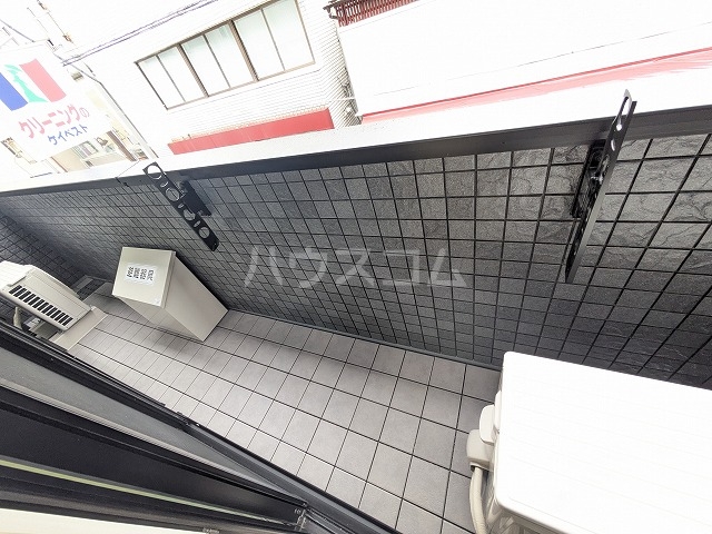 19/30 バルコニー