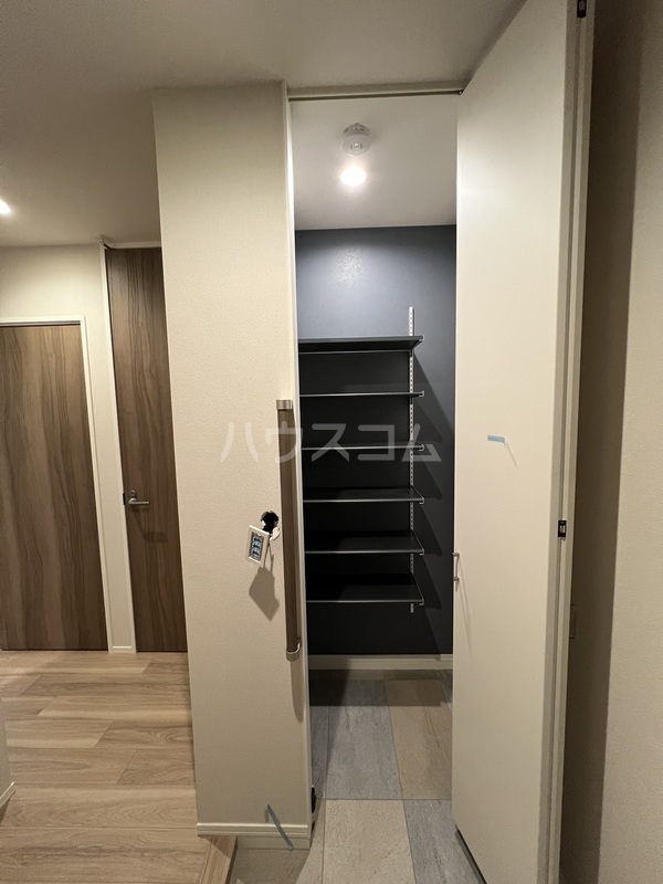 20/25 エントランス