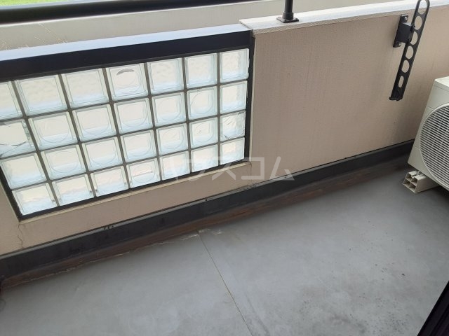 17/30 バルコニー