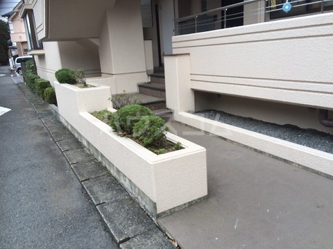 17/22 エントランス