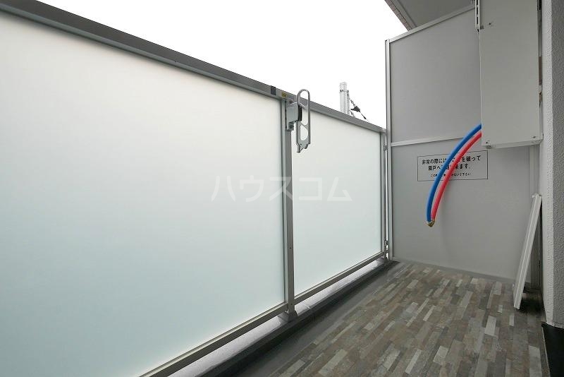 13/21 バルコニー