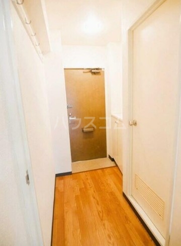 15/28 玄関