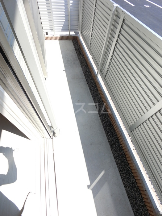 13/20 バルコニー