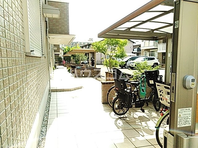 15/25 エントランス