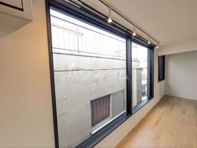 17/30 バルコニー