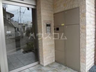 2/5 エントランス