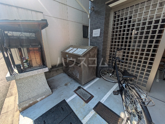 29/30 エントランス