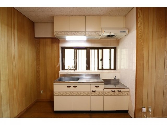 16/21 キッチン