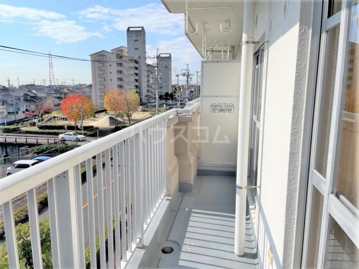 18/30 バルコニー