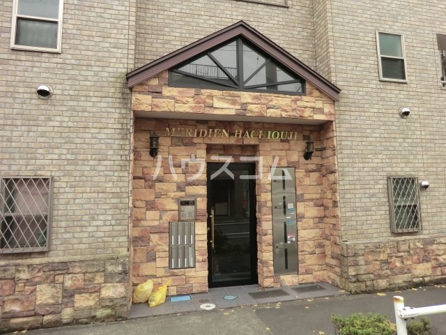 16/26 エントランス