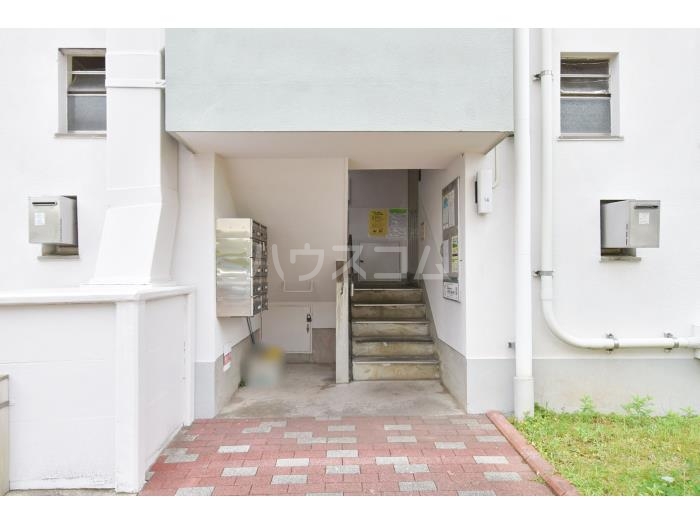 2/11 エントランス