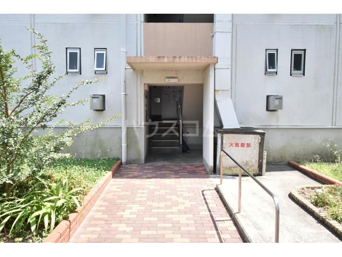 15/24 エントランス