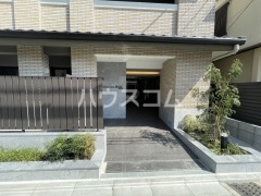 14/23 エントランス