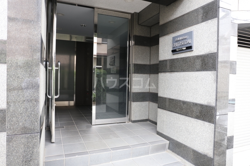 2/11 エントランス