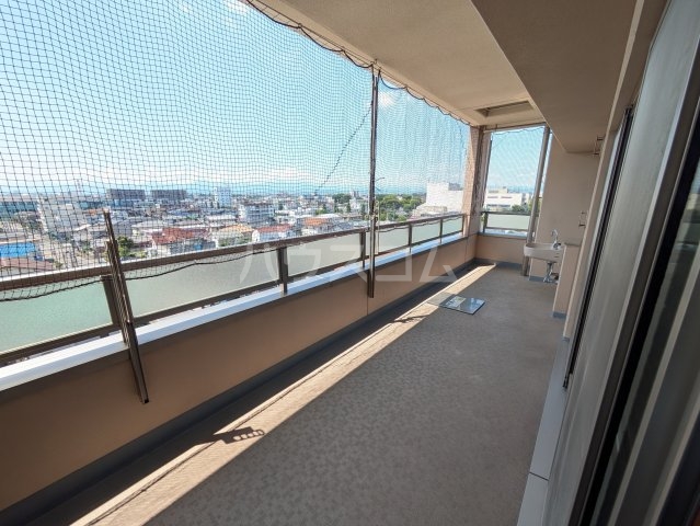 19/30 バルコニー