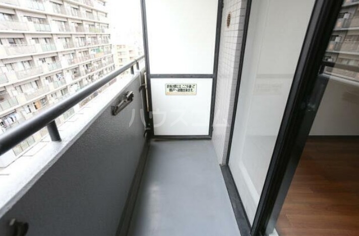 13/23 バルコニー