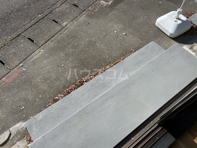 25/30 バルコニー