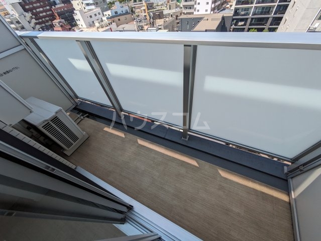 16/23 バルコニー