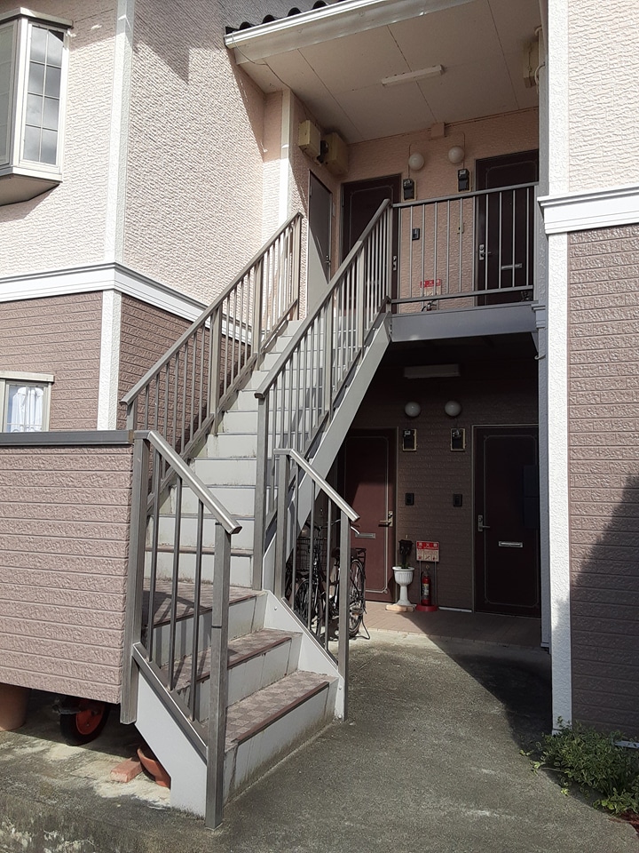 20/22 エントランス