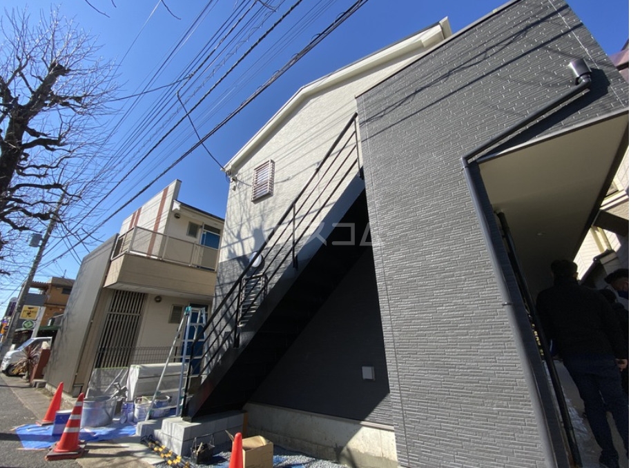 15/19 エントランス