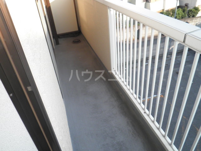 13/18 バルコニー