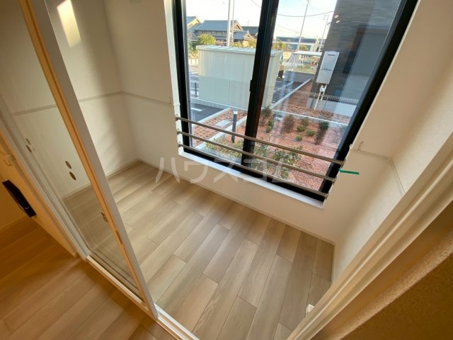 17/30 バルコニー