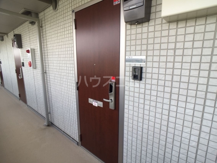 17/24 エントランス