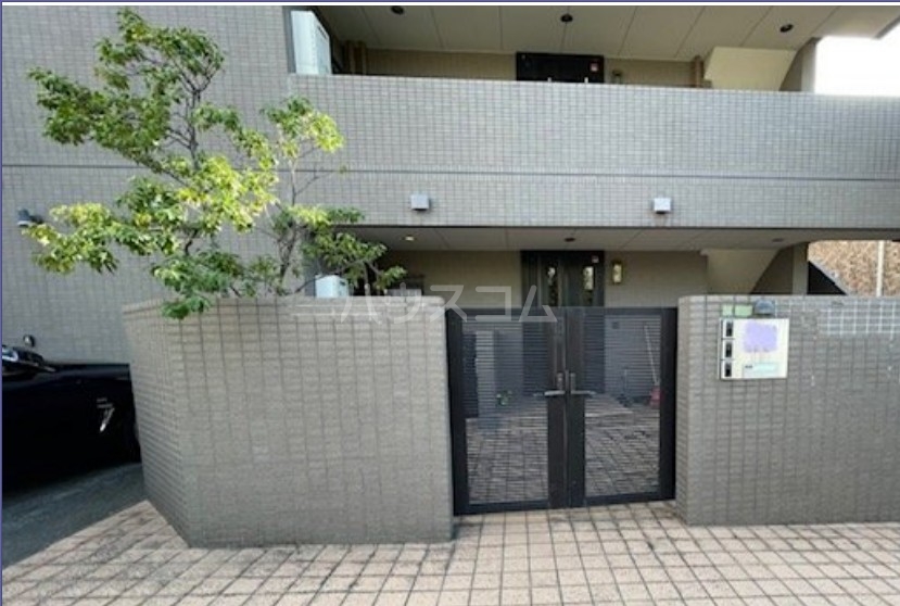 15/25 エントランス