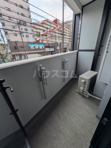 16/27 バルコニー