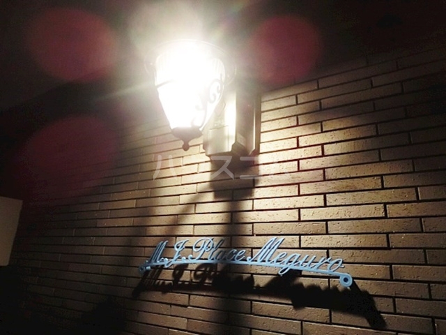 17/23 エントランス